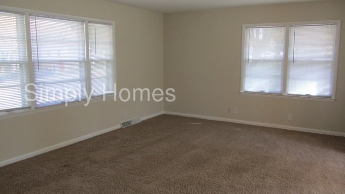 1301 Wilshire Dr - Photo 2 of 14