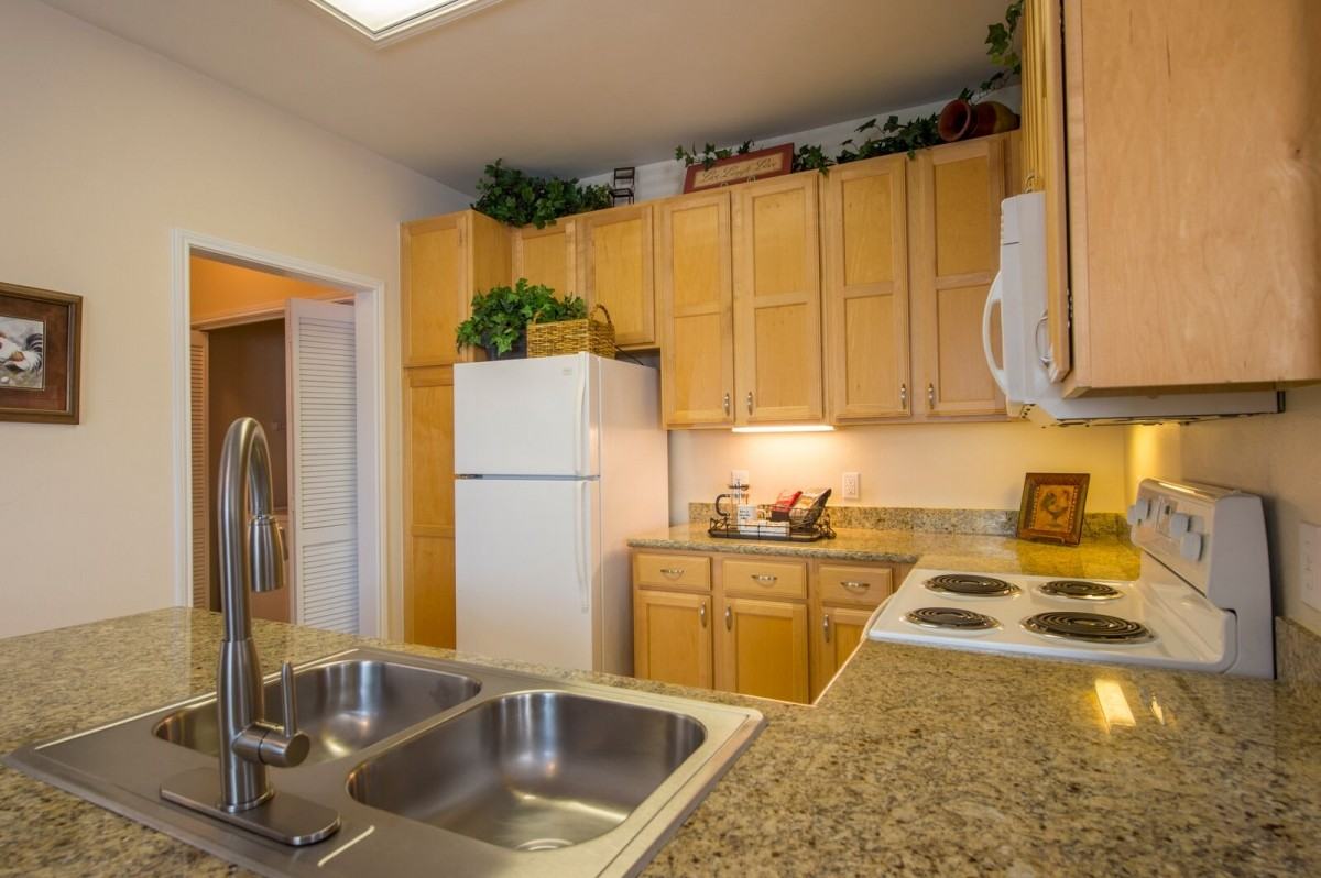 The Retreat at Westpark - Photo 3 of 28