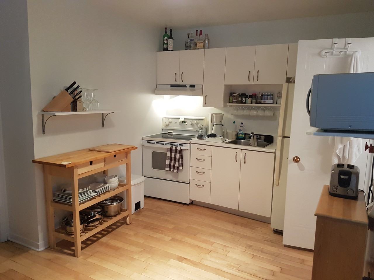 1572 Rue de la Visitation #1 - Photo 3 of 10