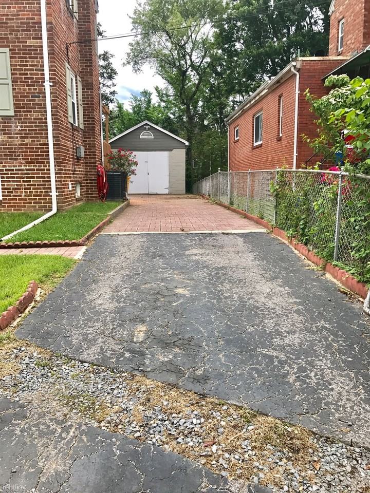 4803 Hamilton St - Photo 2 of 16