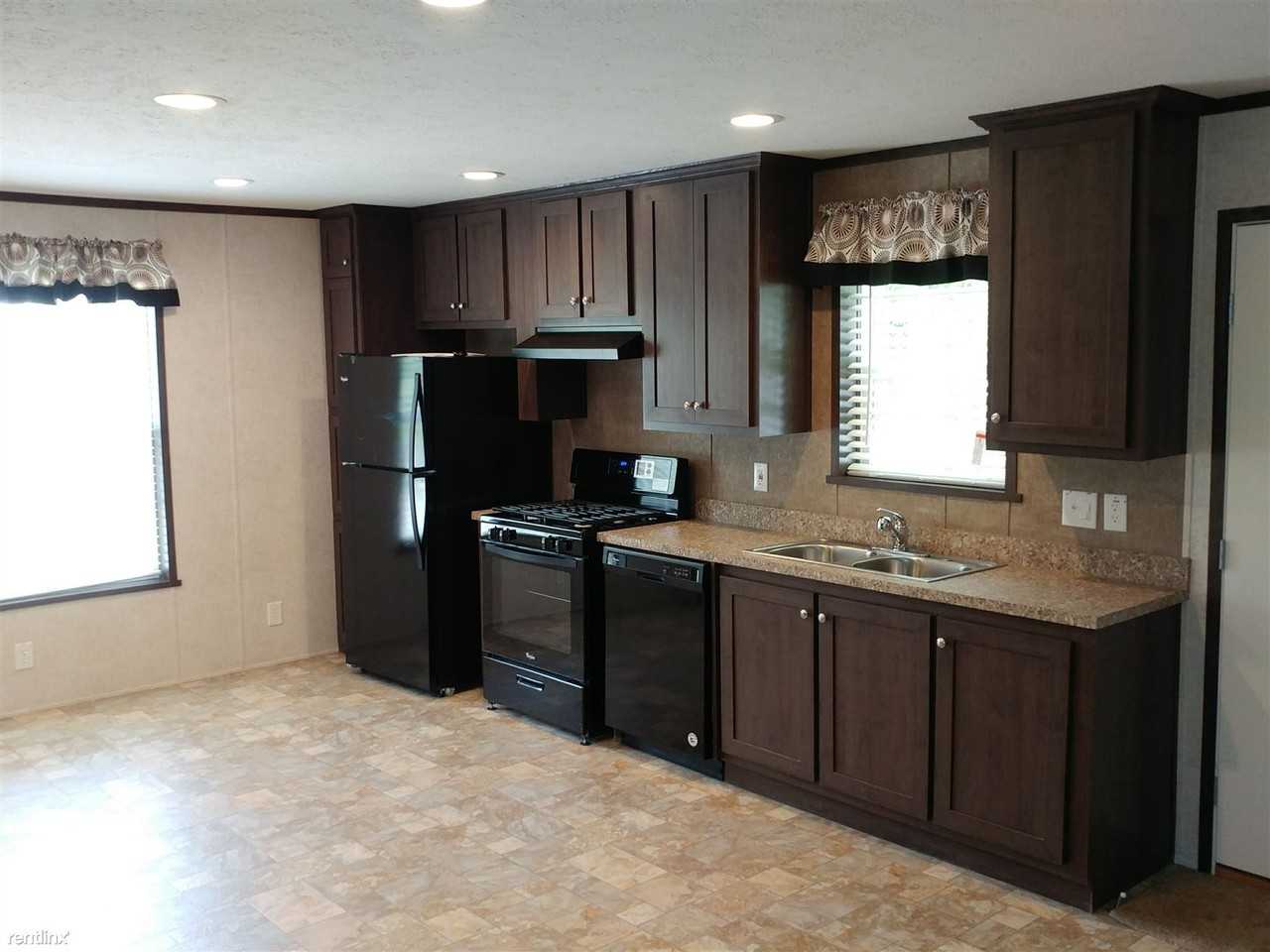 79 St Michaels Dr - Photo 2 of 20