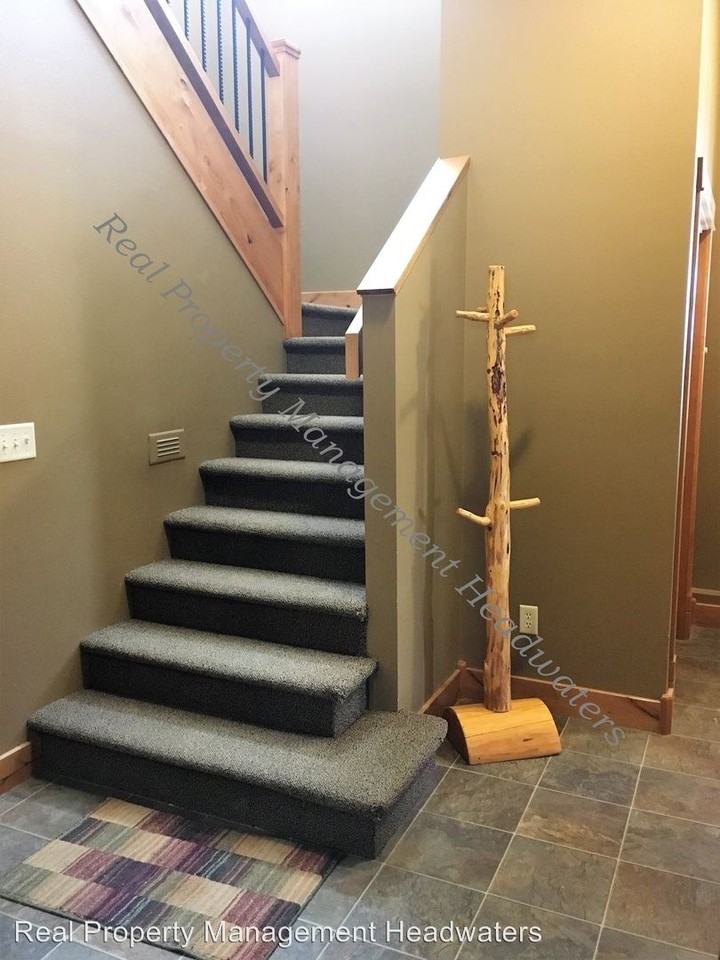 5529 Lake Helena Dr - Photo 3 of 19