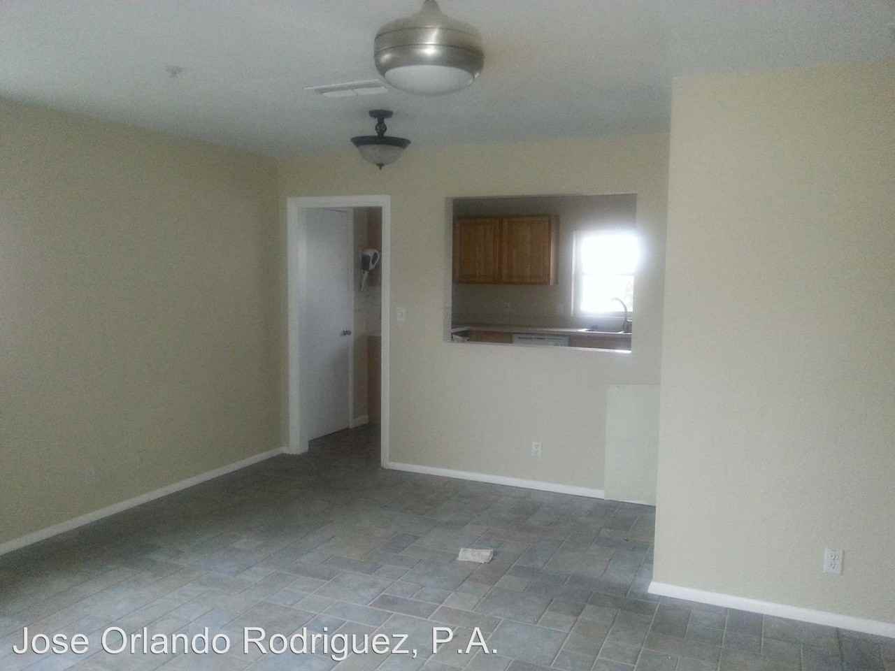 8621 Pocasset Pl - Photo 2 of 5