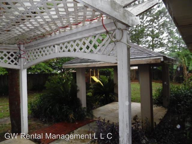 13326 Moriah Dr - Photo 2 of 41