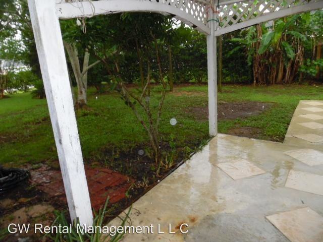 13326 Moriah Dr - Photo 3 of 41