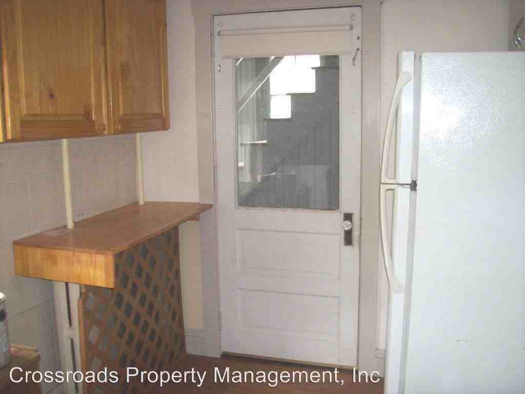 200 Philadelphia Avenue - Photo 2 of 9
