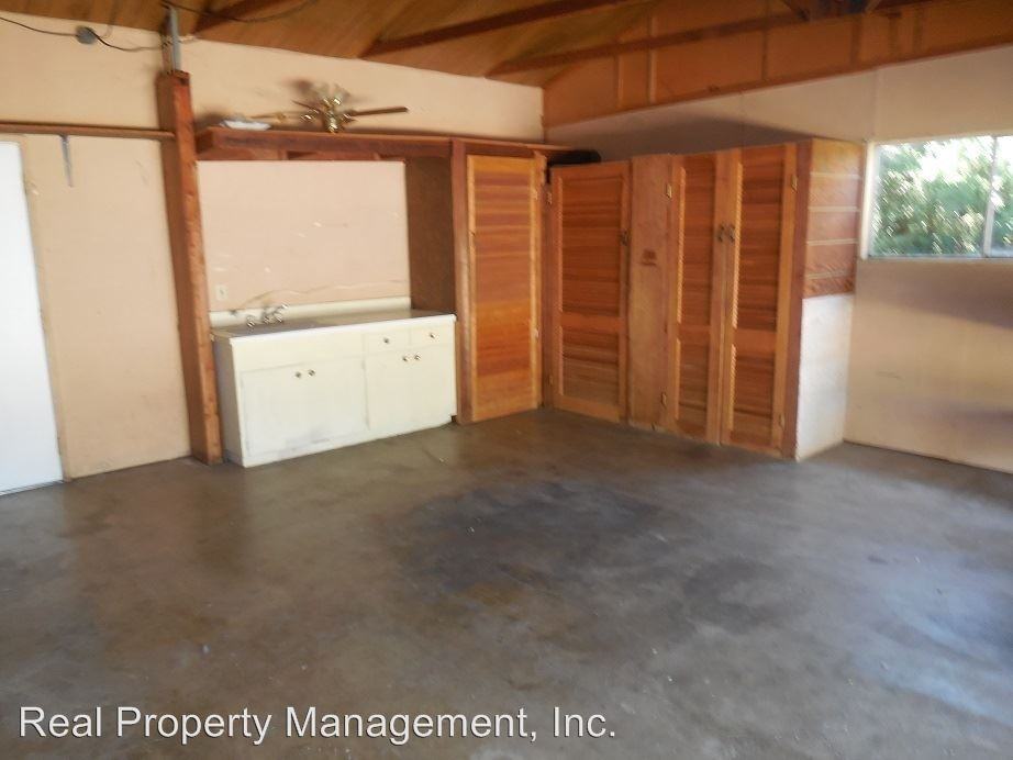 3145 Winding Way - Photo 3 of 8