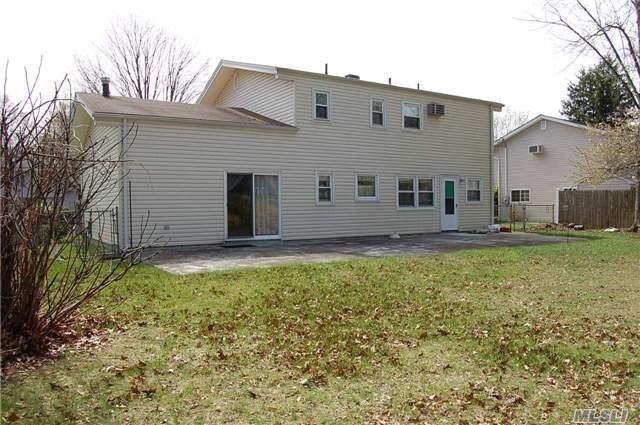 7 Andover Dr - Photo 2 of 12