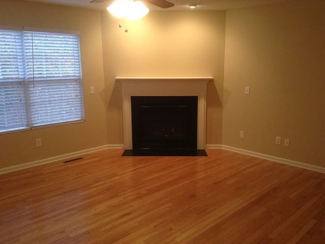 372 Ivy Park Ln - Photo 2 of 11