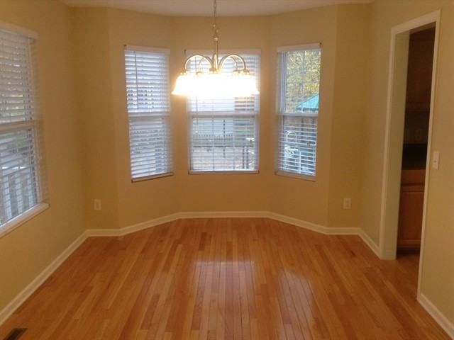 372 Ivy Park Ln - Photo 3 of 11