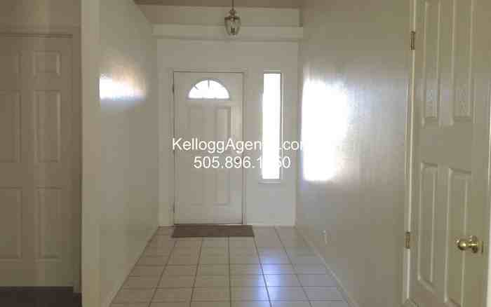 4624 Crestridge Ave NW - Photo 3 of 21