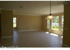 1468 Tipperary Dr - Photo 2 of 5