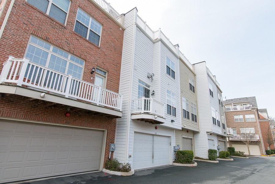 423 N George Mason Dr - Photo 2 of 38