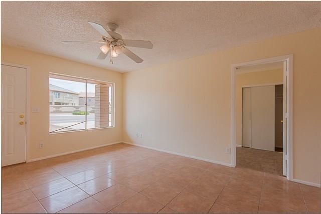 9912 N 87th Ave - Photo 2 of 14