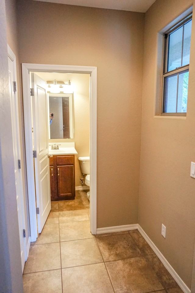 4177 E Woodside Ct - Photo 3 of 20