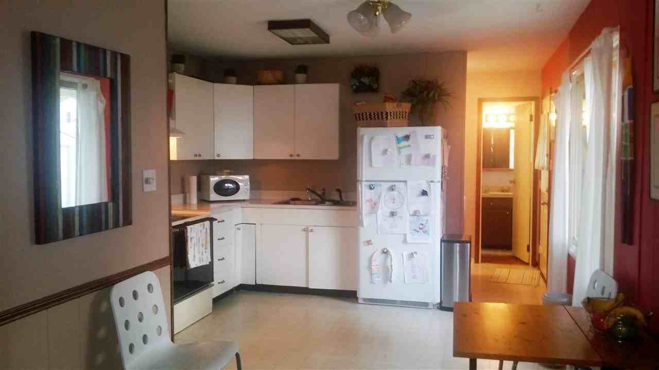6433 Bayberry Dr - Photo 3 of 11