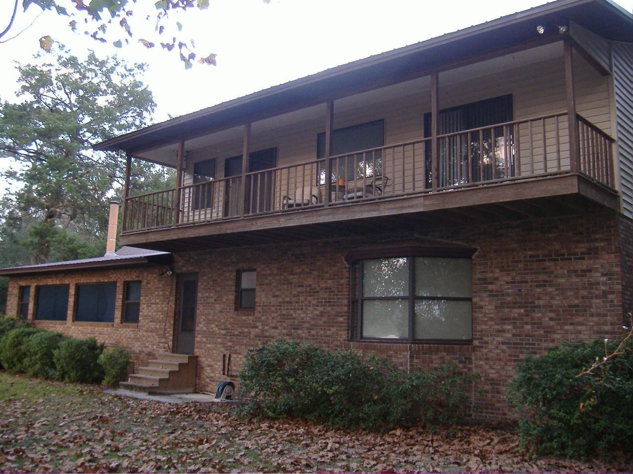 221 Long Lake Rd - Photo 3 of 39