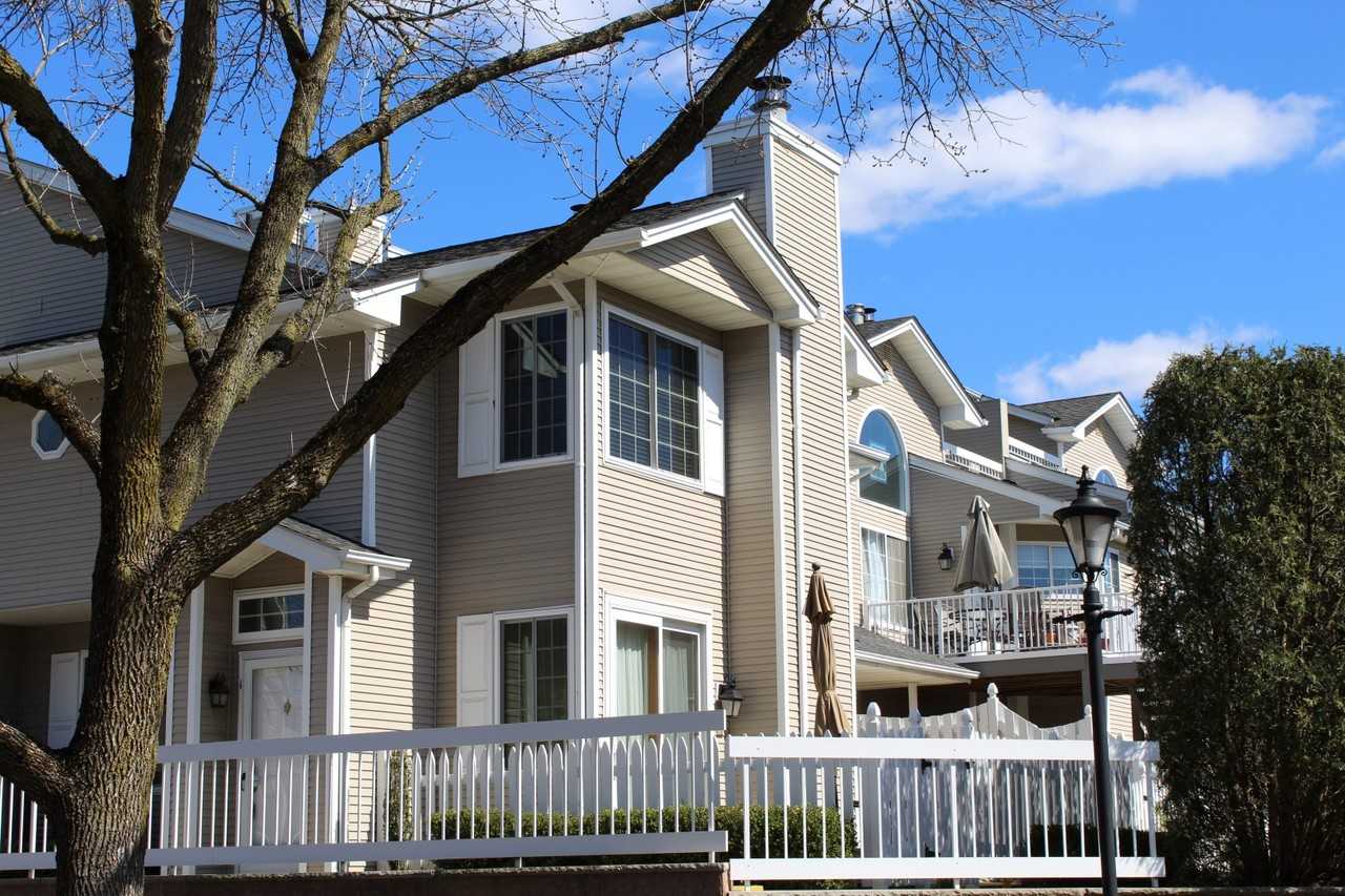 1 Bentley Ct - Photo 2 of 29