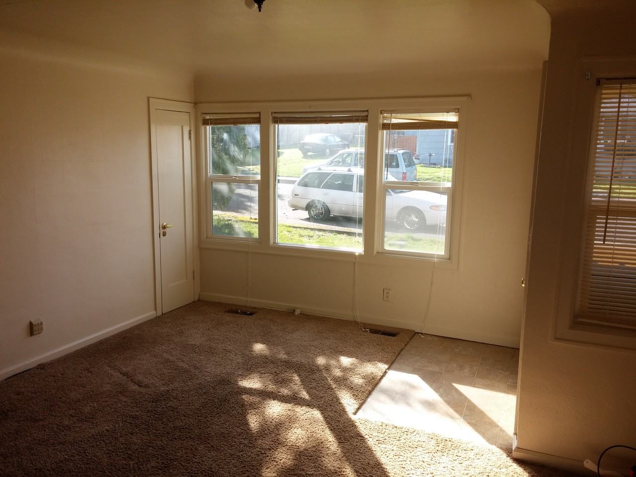 1466 SW 10th St - Photo 2 of 3