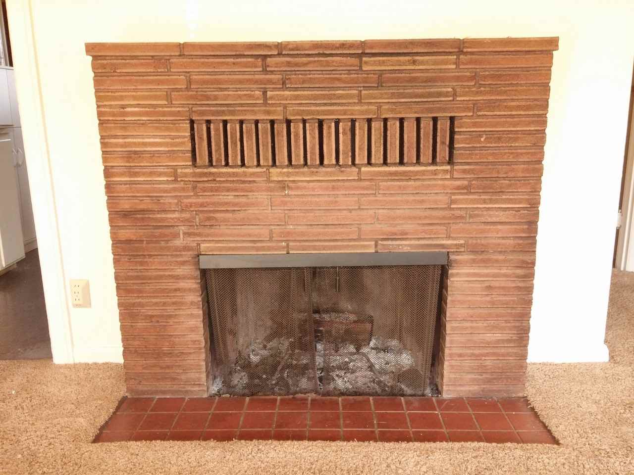 1466 SW 10th St - Photo 3 of 3