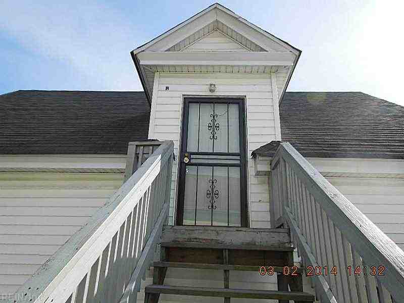 714 Thayor St #B - Photo 2 of 14