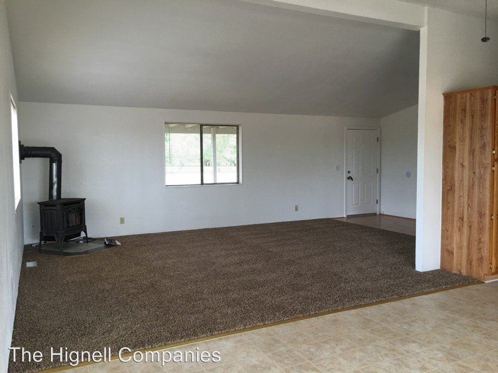 5389 Anita Rd - Photo 2 of 9