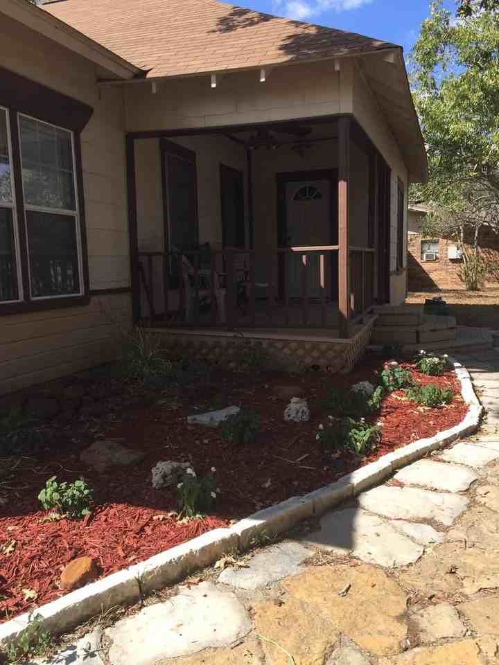 505 S 8th St - Photo 2 of 6