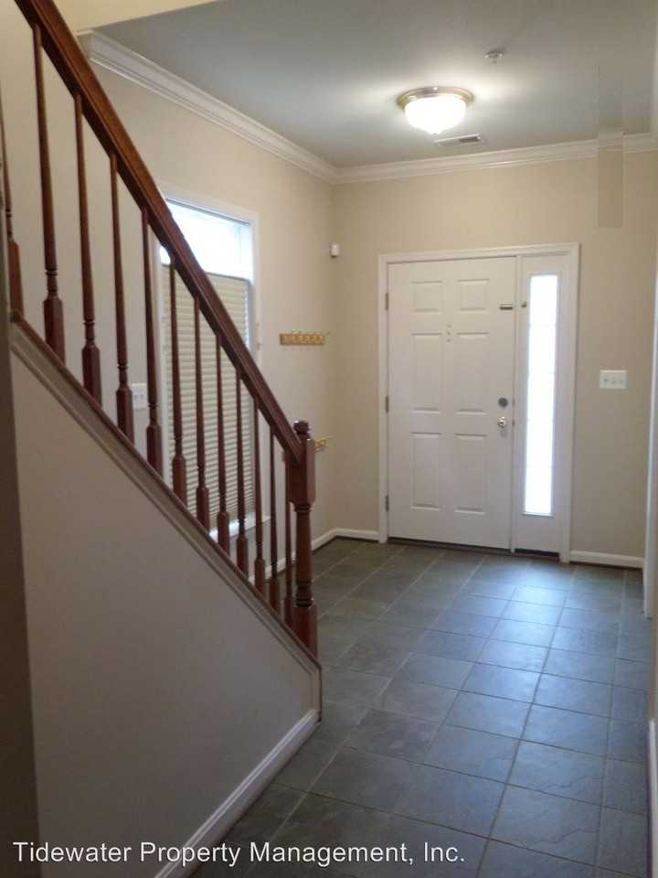 12513 Gladys Retreat Cir - Photo 2 of 8