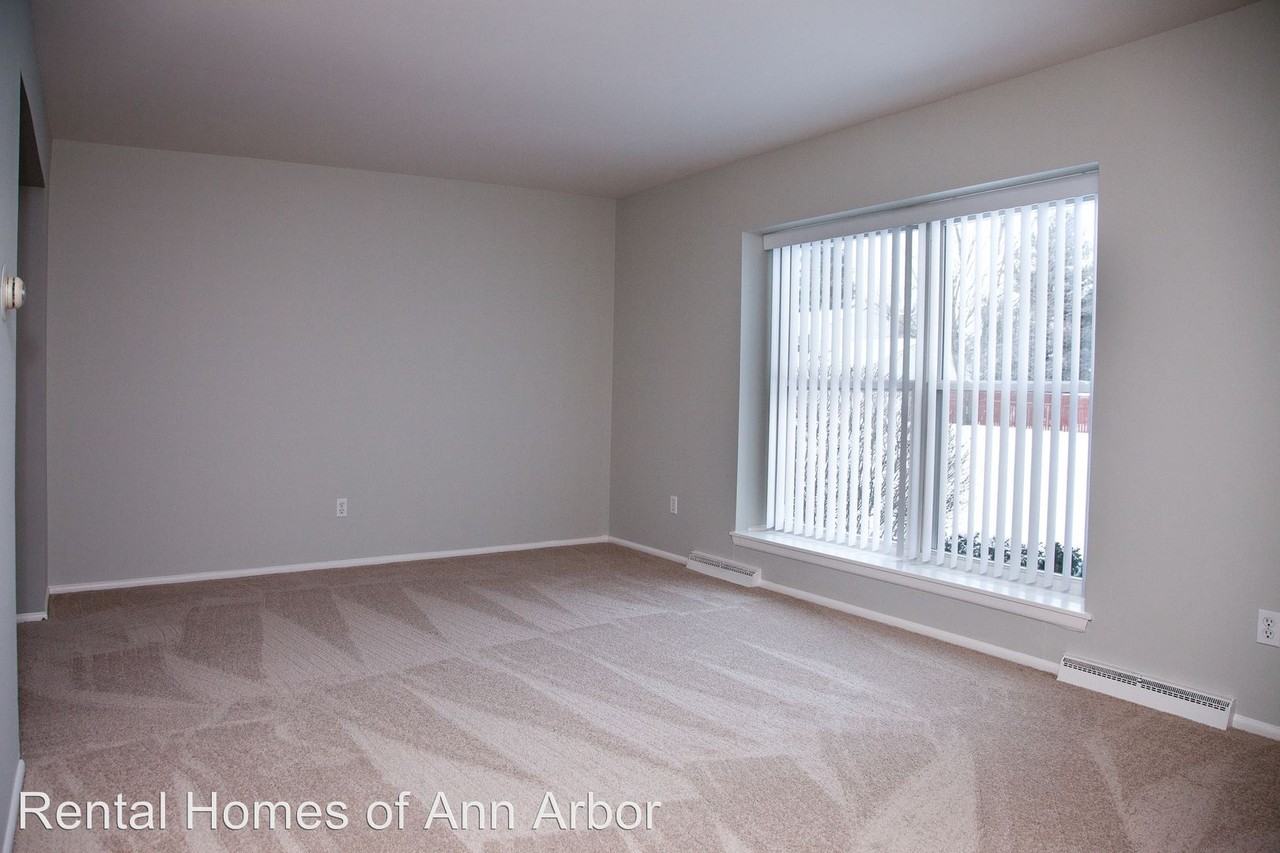 1542 Dicken Dr - Photo 2 of 12