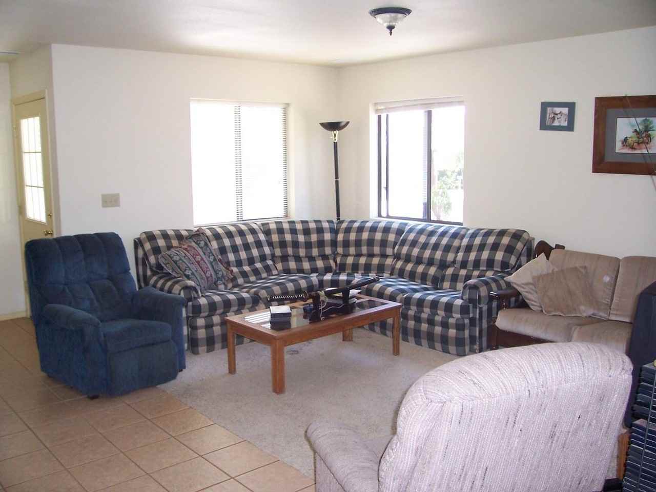 2609 N Main St - Photo 3 of 8