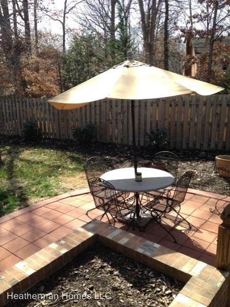 510 Gleneagle Dr - Photo 2 of 17