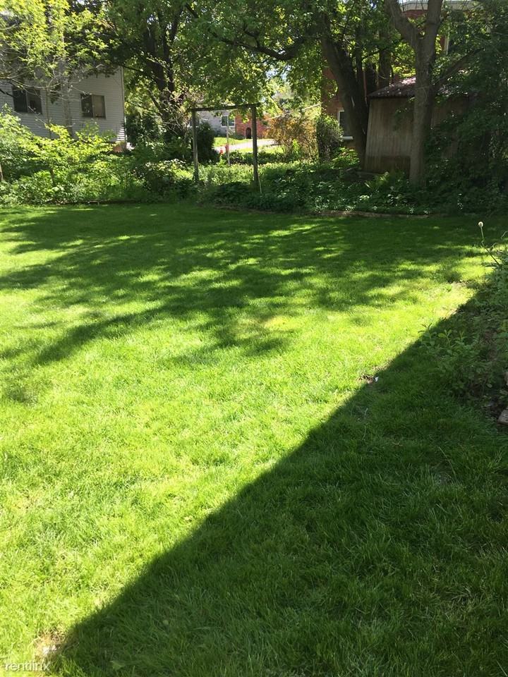 122 Allen Dr - Photo 2 of 7