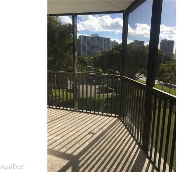 3475 N Country Club Dr - Photo 2 of 8