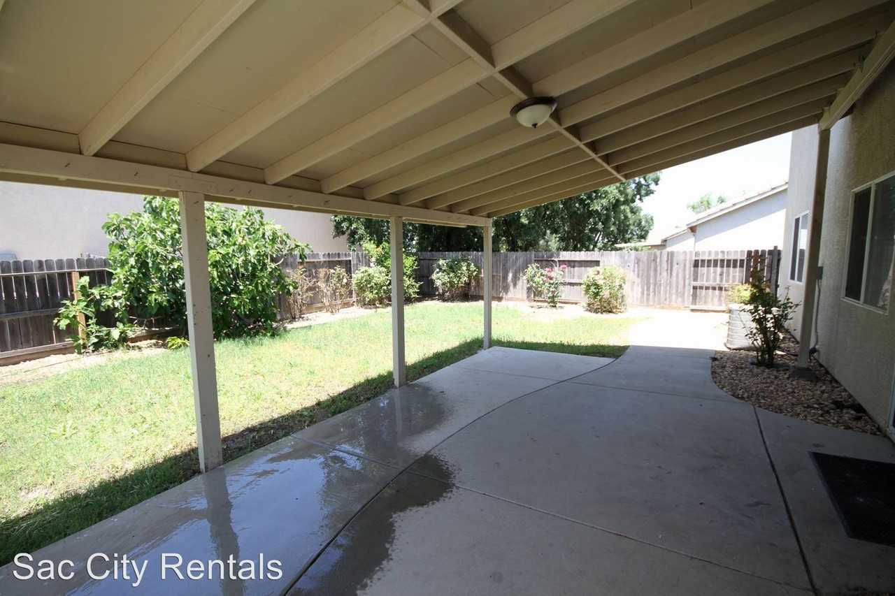 9815 Tarzo Way - Photo 2 of 13