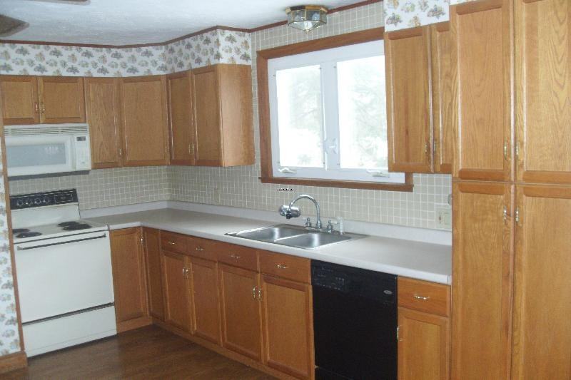 115 Orient St 1 - Photo 3 of 6
