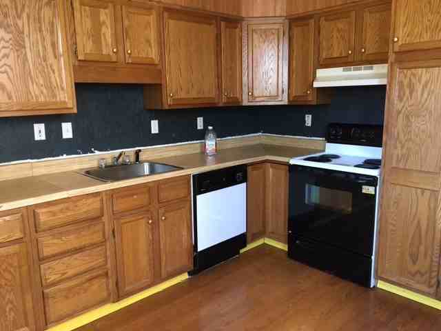 128 W Oley St - Photo 3 of 7