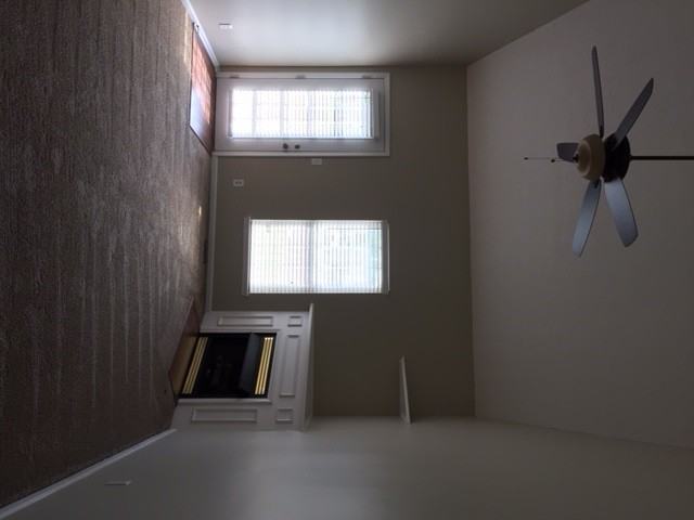 10721 Waycross Ave - Photo 3 of 7