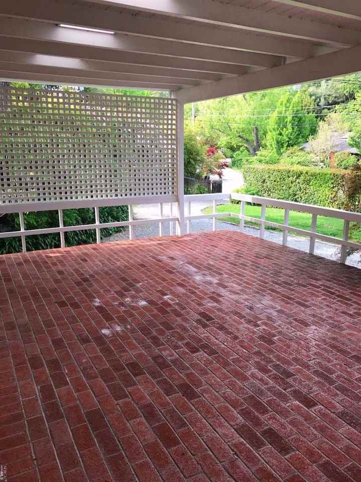 12 Acacia Ave - Photo 3 of 9