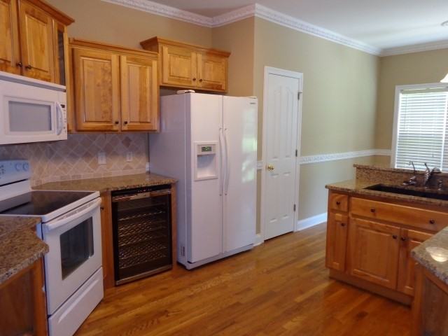 311 Annadel St - Photo 3 of 16