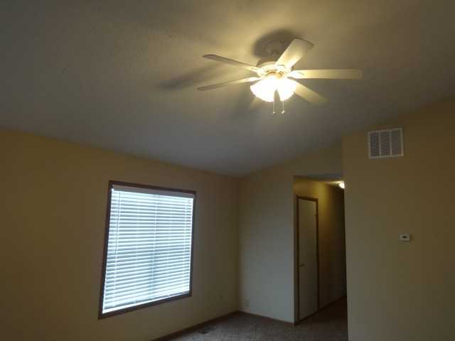 1092 Oxley Dr - Photo 3 of 11