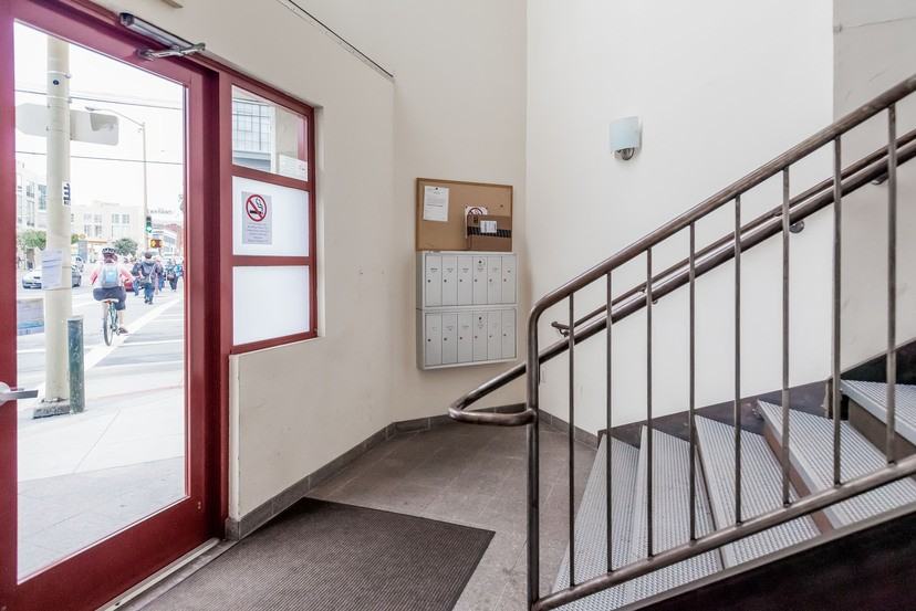 500 Bryant St - Photo 3 of 22