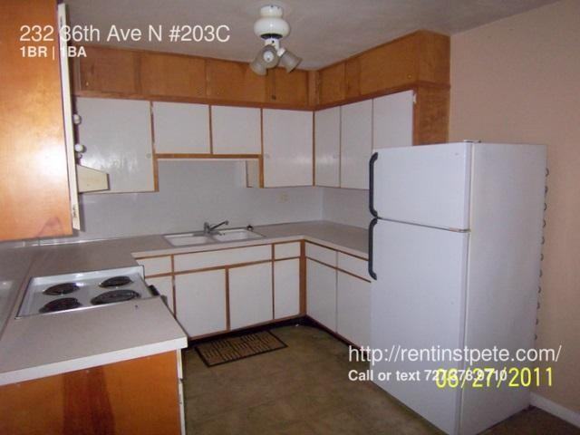 232 36th Ave N - Photo 3 of 9