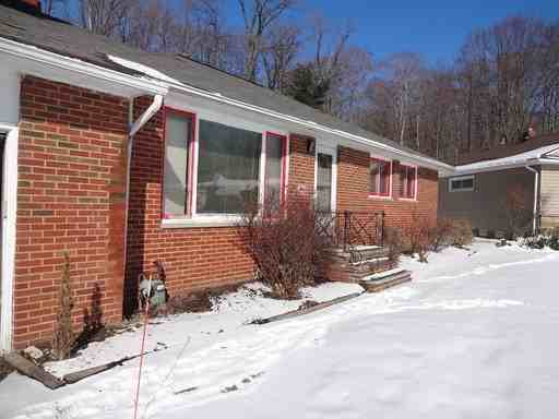 4391 Glenmere Cir - Photo 3 of 31