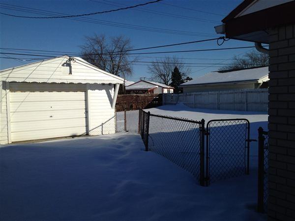 18169 Matthews St - Photo 2 of 9