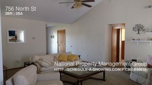 756 North St - Photo 3 of 23