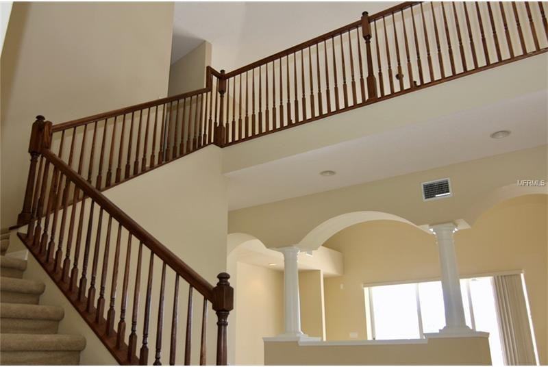 19216 Inlet Cove Ct - Photo 3 of 25