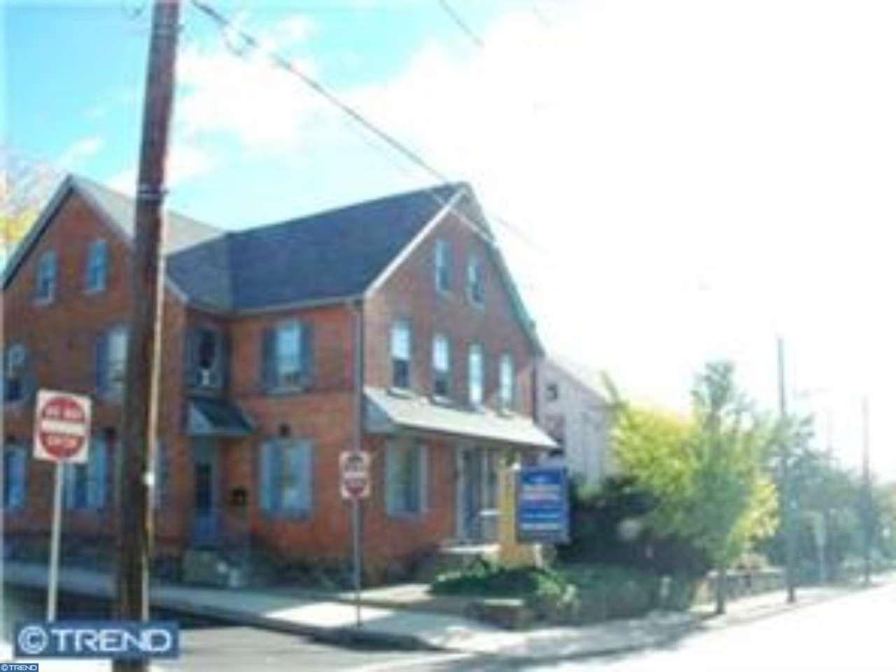 231 N Main St - Photo 3 of 4