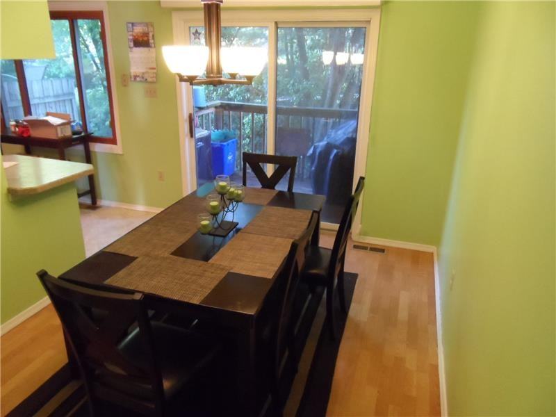 48 Mall Rd - Photo 3 of 13