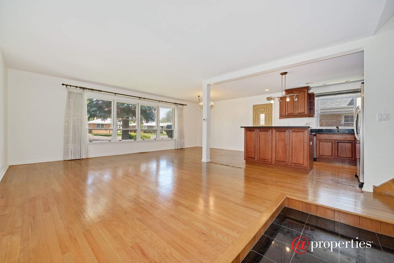 5531 Oakton St - Photo 2 of 19