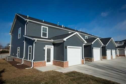 1301 N Dodge St - Photo 2 of 8